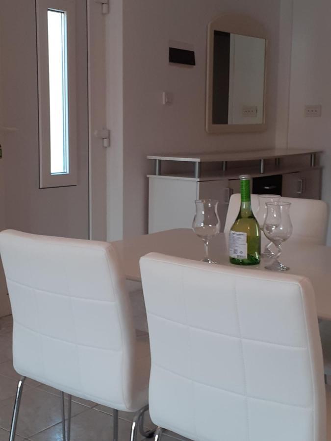 Apartments Verica Pag Town Dış mekan fotoğraf